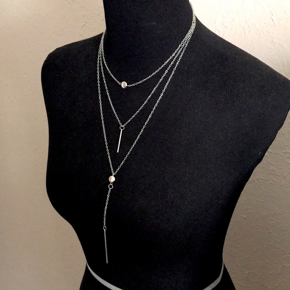 🏆HOST PICK🏆☀️NEW☀️Sexy Silver Necklace - Picture 4 of 6